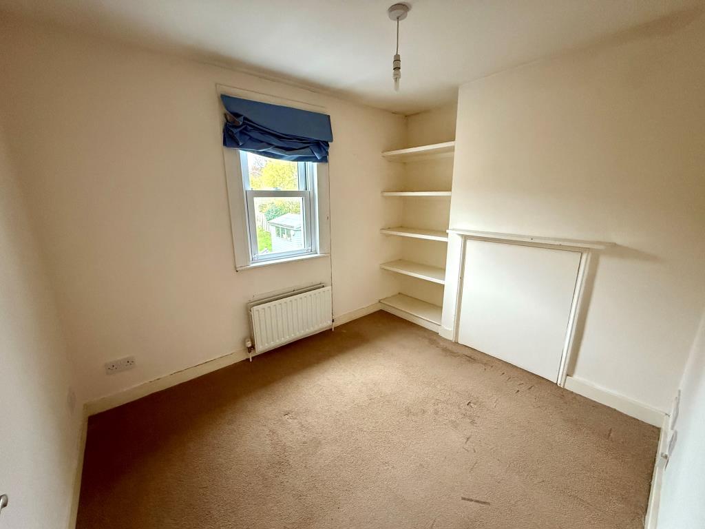 Lot: 110 - END-TERRACE HOUSE WITH OFF ROAD PARKING - Bedroom two